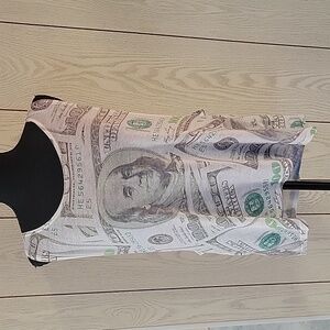 $100 bills tank